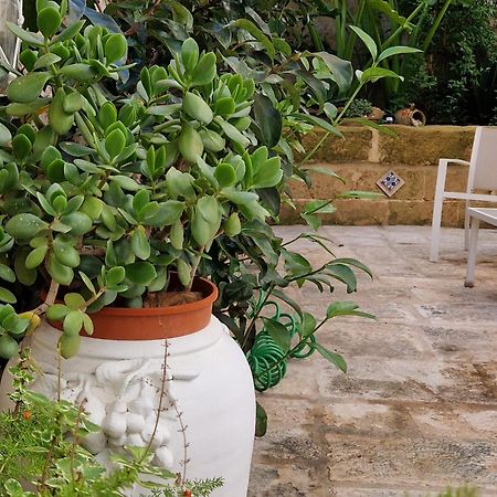Xenia Boutique Apartment Trepuzzi Екстериор снимка